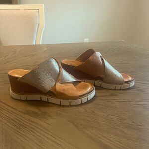 Diba True Bow Dacious sandals